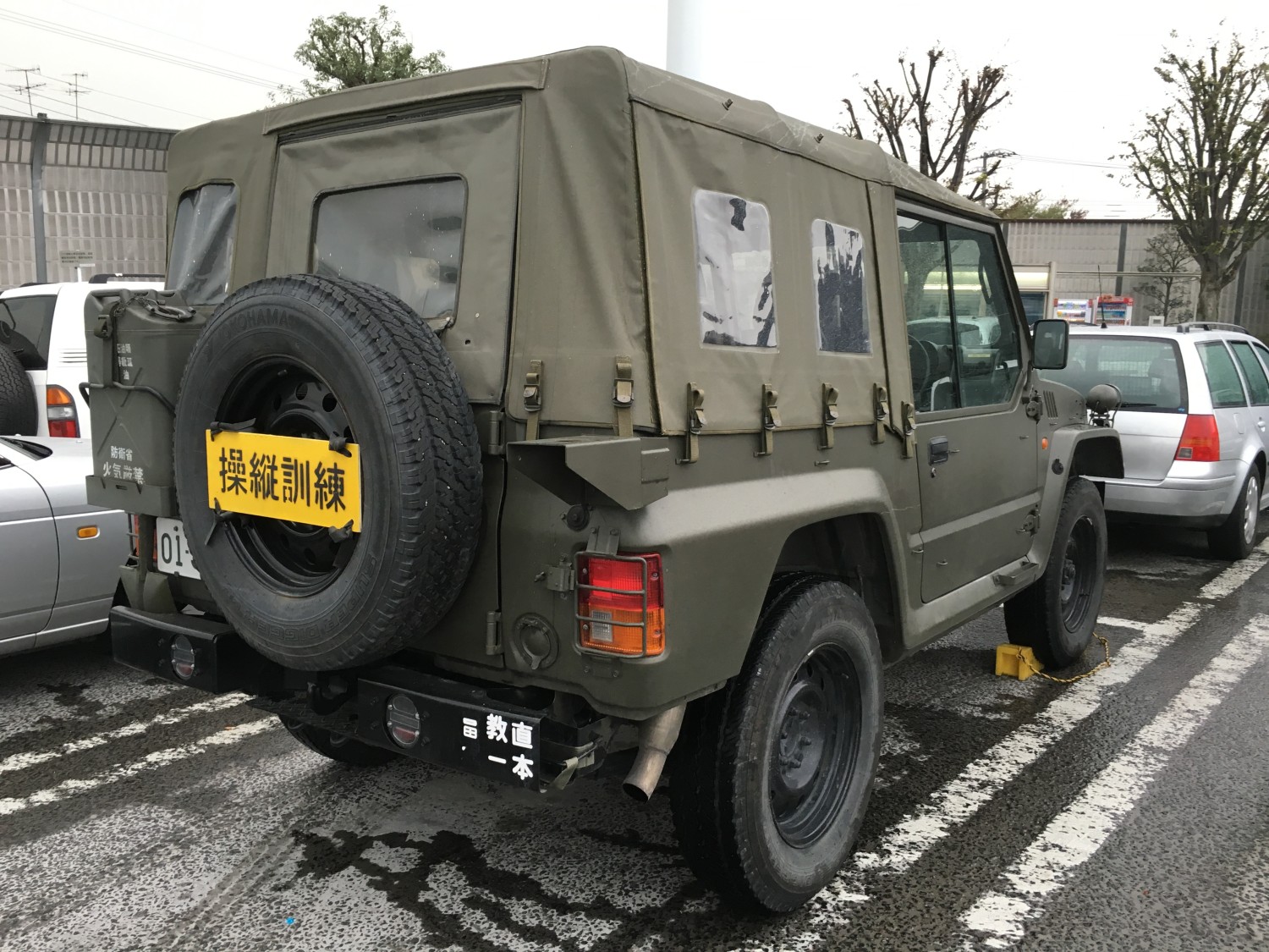 自衛隊 73式小型トラック 1/2ｔトラック パジェロ型 - ジムニー専門店